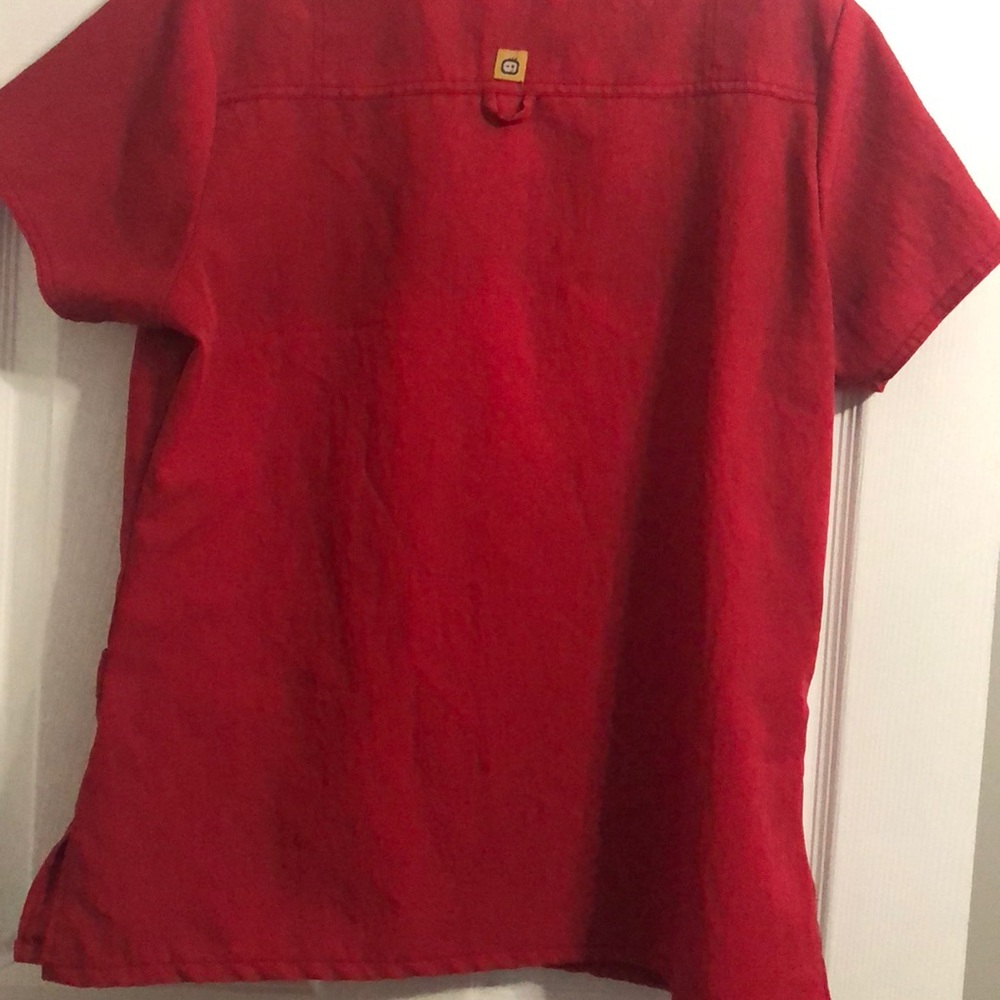 Scrub top - Picture 3 of 3